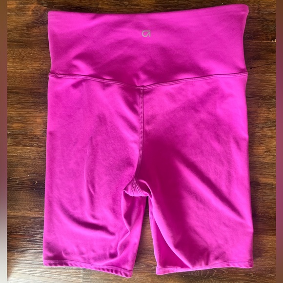 Gap Biker shorts, Size Small - Picture 2 of 3